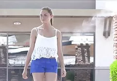 Sarışın zorla gurup sikis