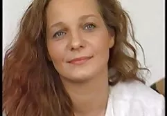 Seksi olgun sert seks ૦ grupporna mezarlar çekil ve